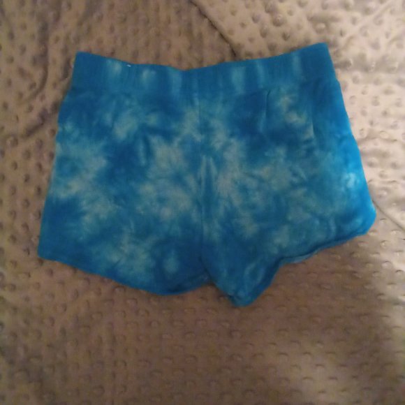 Justice - Picture 2 of 3